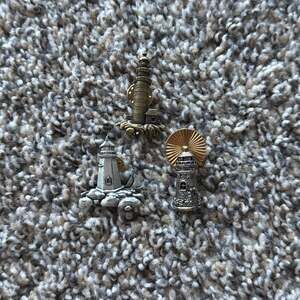 3 PCS Vintage Avon Two-Tone Mixed Metal Lighthouse Lapel Pin